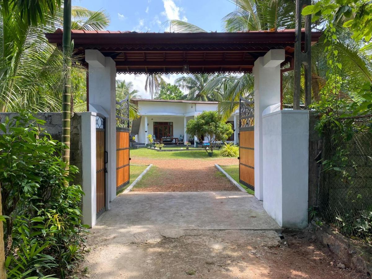 Villa Alex Beruwala Exteriér fotografie